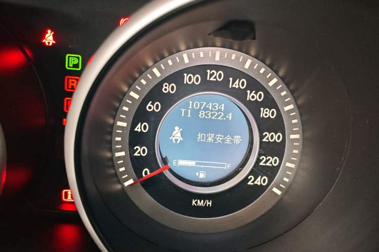 Used Bestune X80 2013 2.0L automatic comfort version
