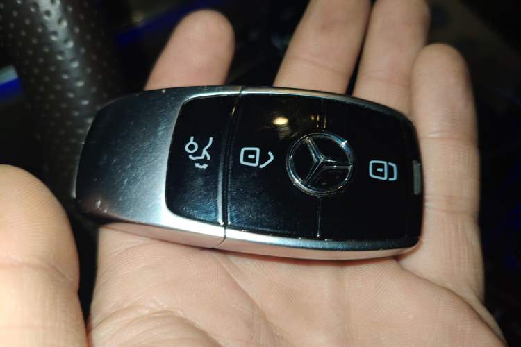 Used Mercedes-Benz E-Class 2018 Facelift E 200 L 4MATIC