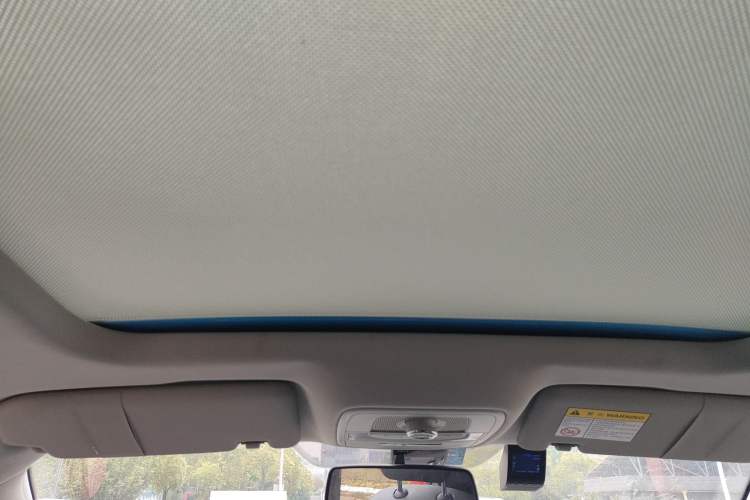 Used MG ZS 2017 16T Automatic Flagship Internet Edition Headliner