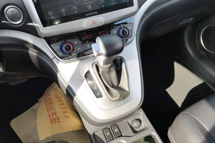 Used Haval M6 2019 1.5T DCT Two-Wheel Drive Value Edition China VI Standard