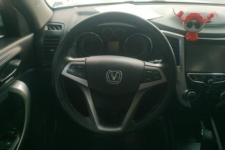 Used CHANGAN CS35 2014 1.6L Automatic Luxury Model China IV Standard Steering Wheel