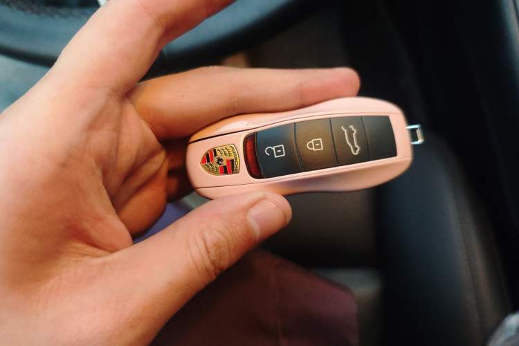 Used Porsche Macan 2020 Macan 2.0T Vehicle Key