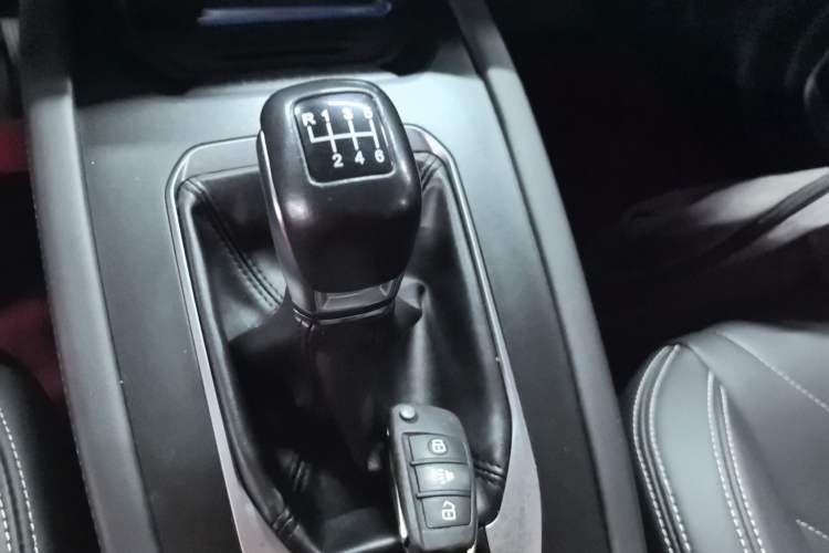 Used JETOUR X70M 2022 1.5T Manual Advanced Partner 7-Seater
