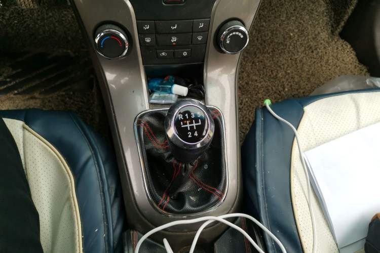 Used Chevrolet Cruze 2015 1.5L Classic SE MT
