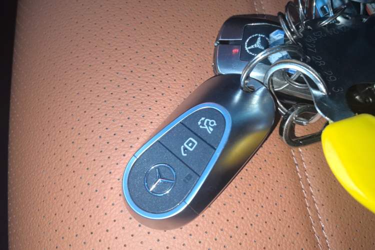 Used Mercedes-Benz GLC Coupe 2025-Year Restyled GLC 260 4MATIC Coupe SUV
