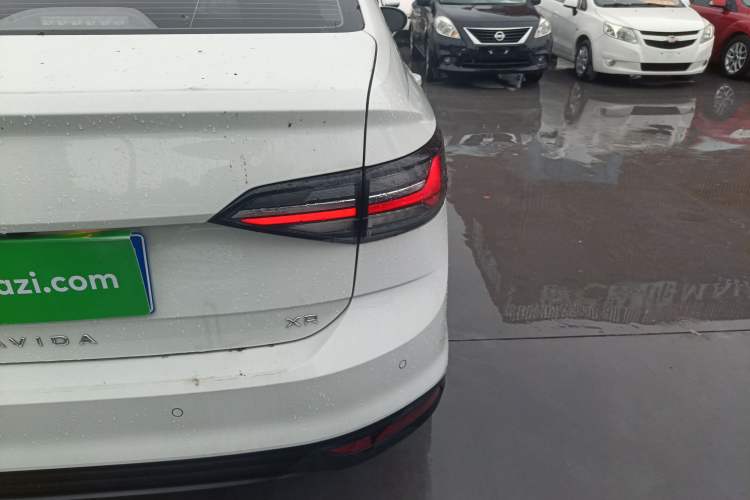 Used Volkswagen Lavida 2023 New Rui 1.5L Automatic New Yi Edition Right Rear Taillight