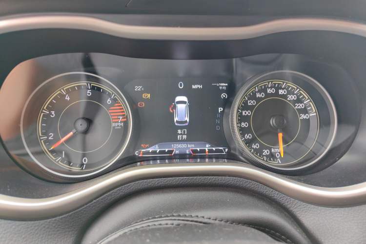 Used Jeep Cherokee 2017 2.0L Superior Edition
