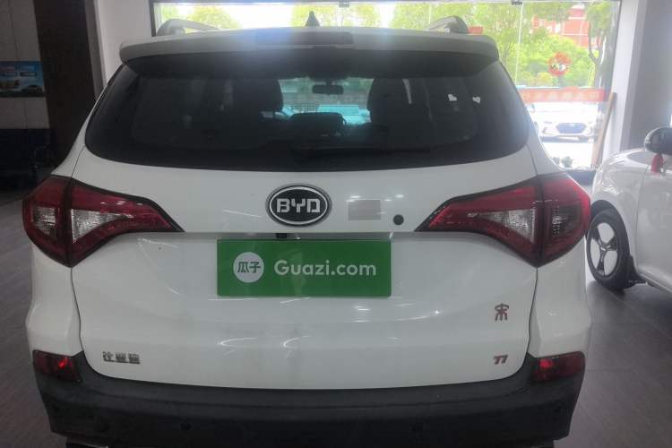 Used BYD Song 2016 1.5TI Manual Luxury Model Rear