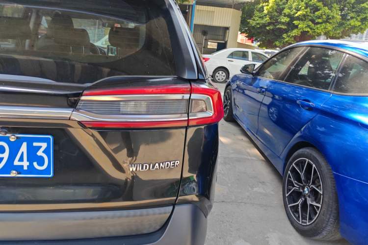 Used Toyota Wildlander 2022 2.0L CVT Two-Wheel Drive Leading Edition