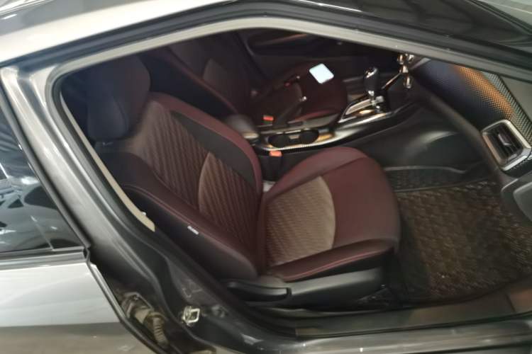 Used Nissan Lannia 2020 1.6L CVT Cool Edition Right Front Seat