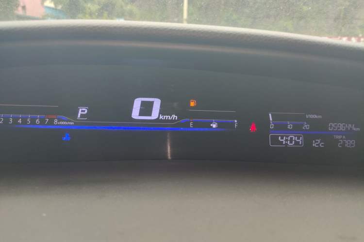 Used Honda Jade 2017 1.8L automatic Comfort version 5 seats
