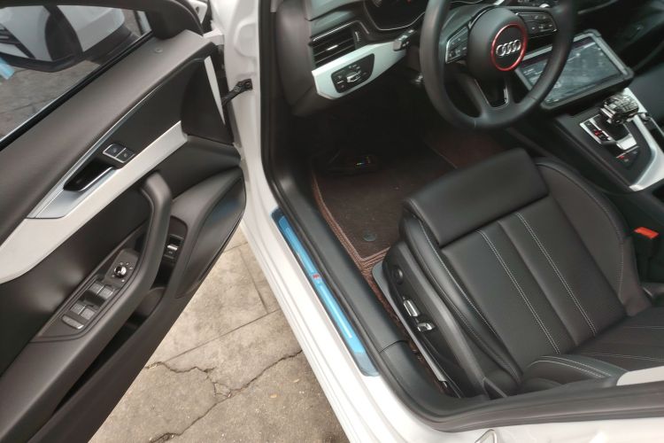 Used Audi A4L 2024 40 TFSI Fashion Dynamic Model