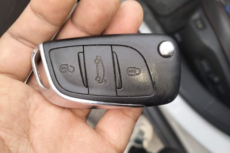 Used Citroen C5 2014 1.6T Automatic Prestige Model Vehicle Key