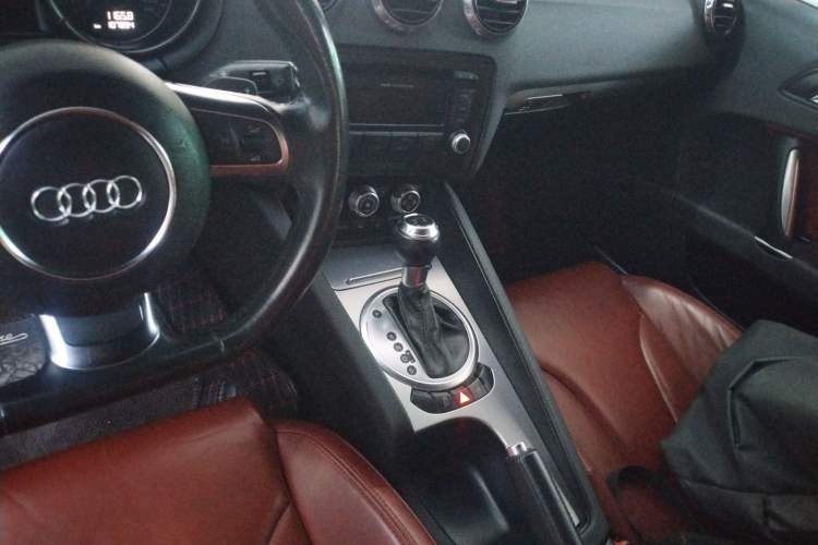 Used Audi TT 2013 TT Coupe 45 TFSI Audio And AC Panel