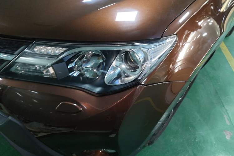 Used Toyota RAV4 2015 2.5L Automatic 4x4 Elite Edition
