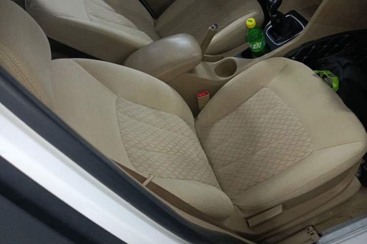 Used Baojun 730 2016 1.5L Manual Value Edition 7 Seats China V Emission Standard