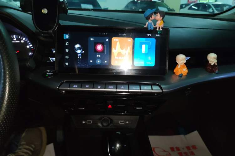 Used MG 5 2021 180 DVVT CVT Youthful Style Edition
