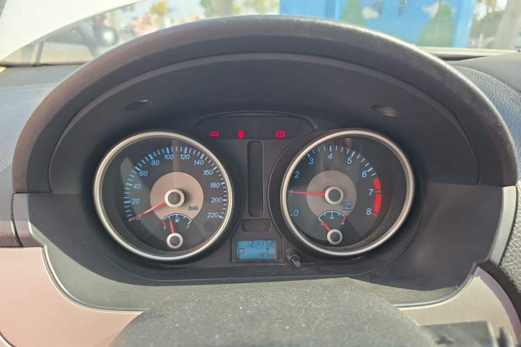 Used Buick Excelle 2013 1.5L Automatic Classic Model
