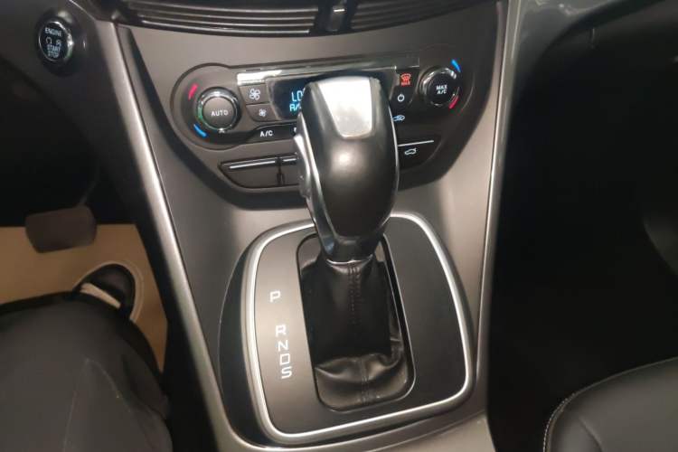 Used Ford Kuga 2015 2.0L GTDi Four-Wheel Drive Elite Model