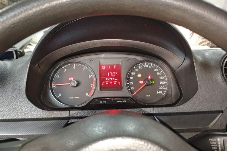 Used Volkswagen Jetta 2013 1.6L Automatic Fashion Model
