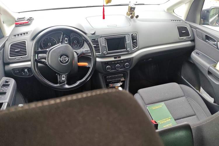 Used Volkswagen Sharan 2016 380TSI Comfort Edition 7-Seater
