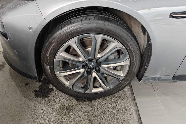 Used XPeng P7 2020 670N Exterior 4