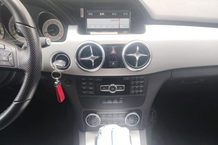 Used Mercedes-Benz GLK-Class 2014 GLK 260 4MATIC Dynamic Model

