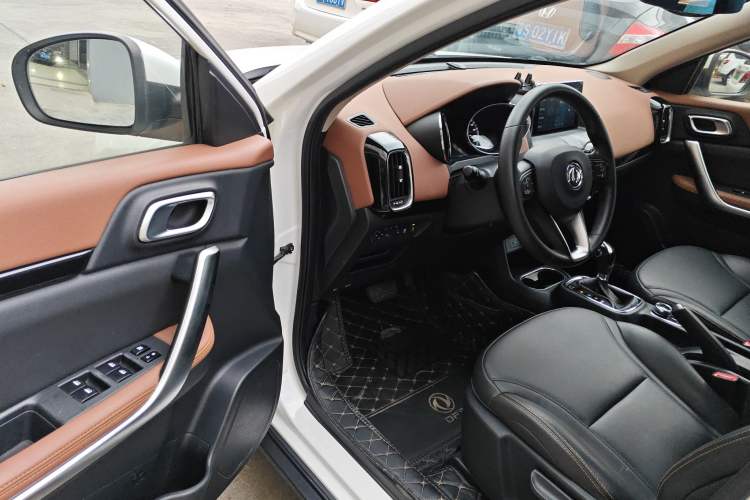 Used Dongfeng Aeolus AX4 2017 1.6L DCT Trendy Style