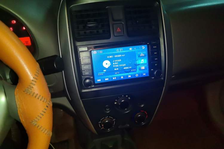 Used Nissan Sunny 2015 1.5XE Manual Comfort Edition
