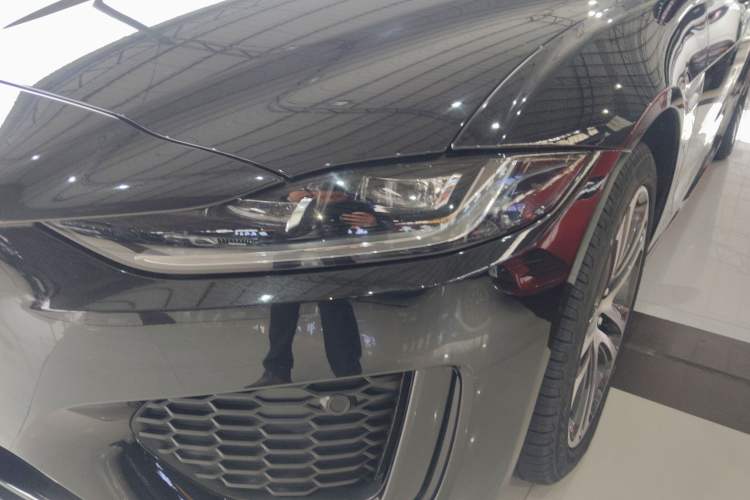 Used Jaguar XEL 2022 2.0T 250 PS R-DYNAMIC S Advanced Sport Edition
