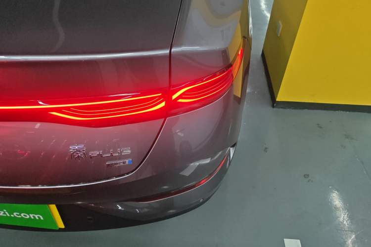 Used BYD Qin PLUS 2025 EV Smart Drive Edition 420KM Leading Model