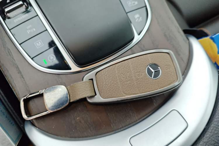 Used Mercedes-Benz GLC 2020 GLC 300 L 4MATIC Dynamic Edition Vehicle Key