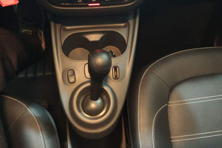 Used smart forfour 2018 0.9T 66 kW Pioneer Edition
