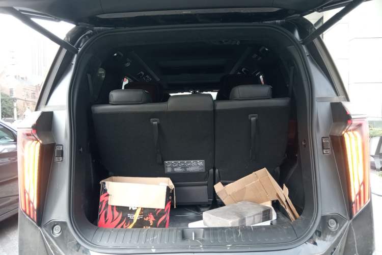 Used GAC Trumpchi M8 2025 Zongshi Series Super Hybrid Edition