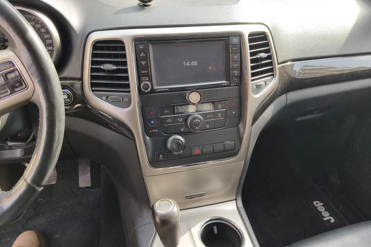 Used Jeep Grand Cherokee 2012 3.6L Comfort Navigation Edition