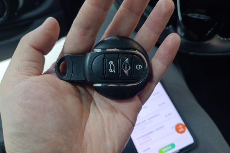 Used MINI MINI 2018 1.5T COOPER CABRIO Artist