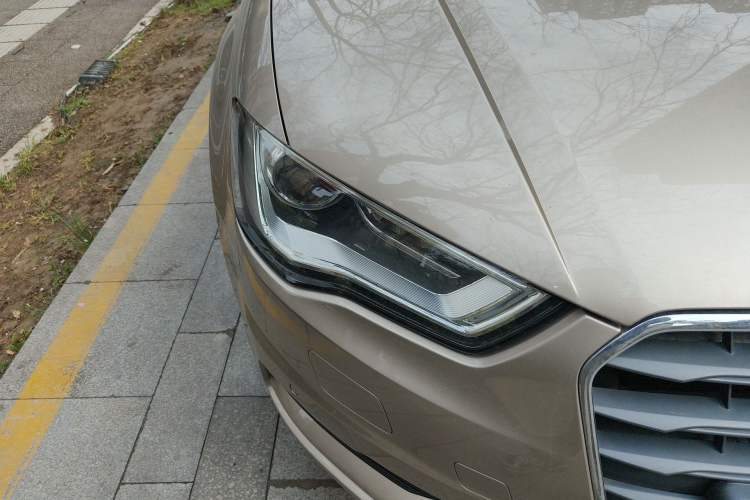 Used Audi A3 2014 Limousine 35 TFSI Automatic Fashion Model
