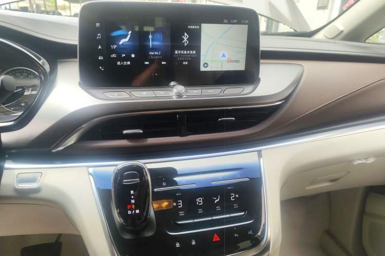 Used Buick GL8 2021 Land Cruiser Executive 652T Premium Model