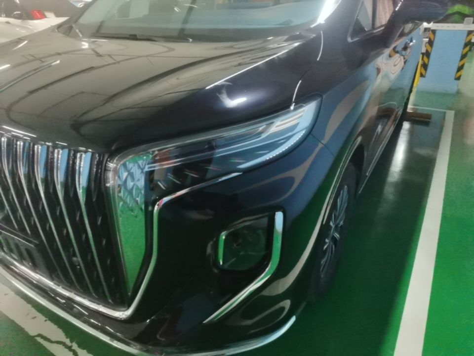 Hongqi HQ9 PHEV 2024 2.0T Four-Wheel Drive Business Edition — снимка 8