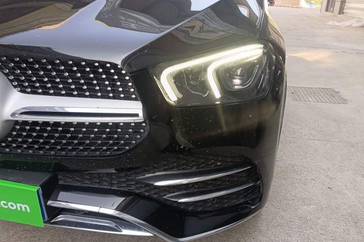 Used Mercedes-Benz GLE 2022 GLE 350 4MATIC Stylish Model
