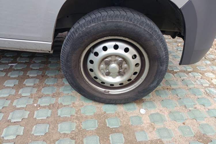 Used Wuling Zhiguang 2020 1.2L Practical Model China VI LSI
