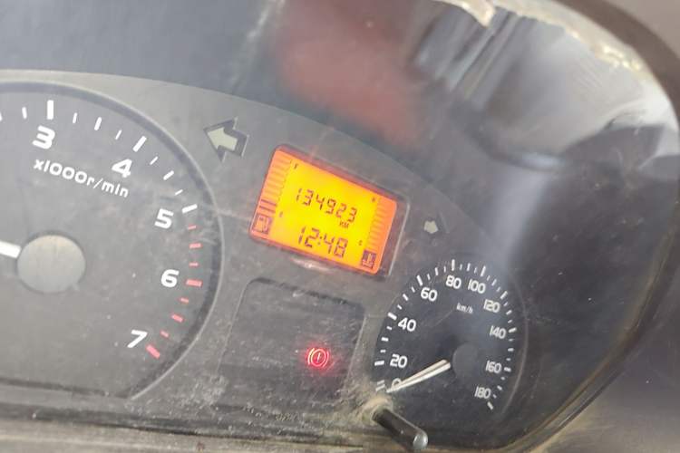 Used Wuling Rongguang 2011 1.2L Base Version