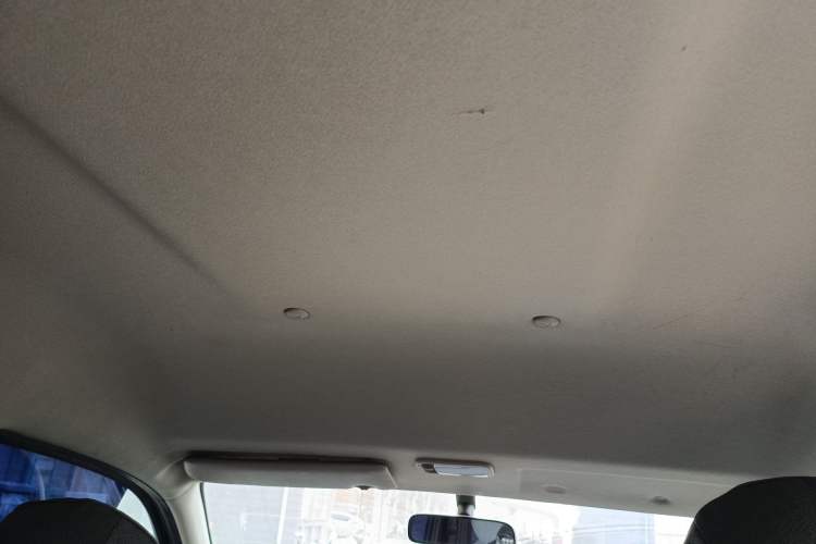 Used FORTHING Lingzhi 2023 M5 1.6L Practical Model 5 Seats
