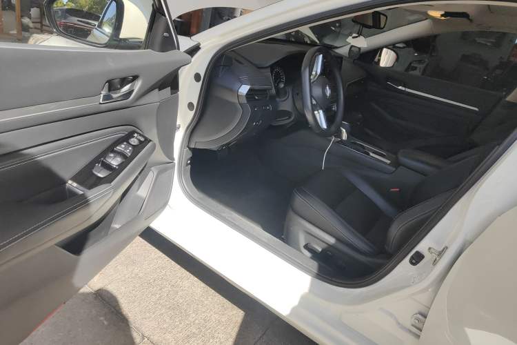 Used Nissan Teana 2020 Revised Version 2.0L XL Upper Smart Drive Edition Driver Seat