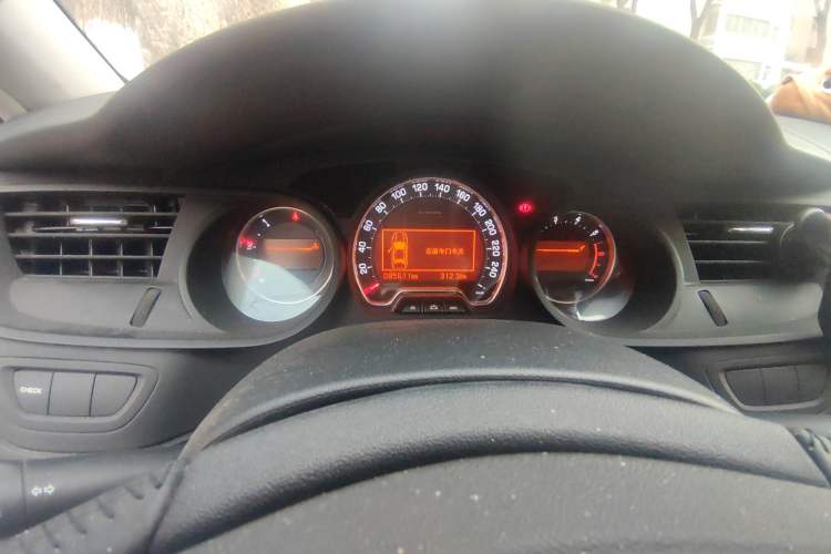 Used Citroen C5 2012 2.0L Manual Comfort Version