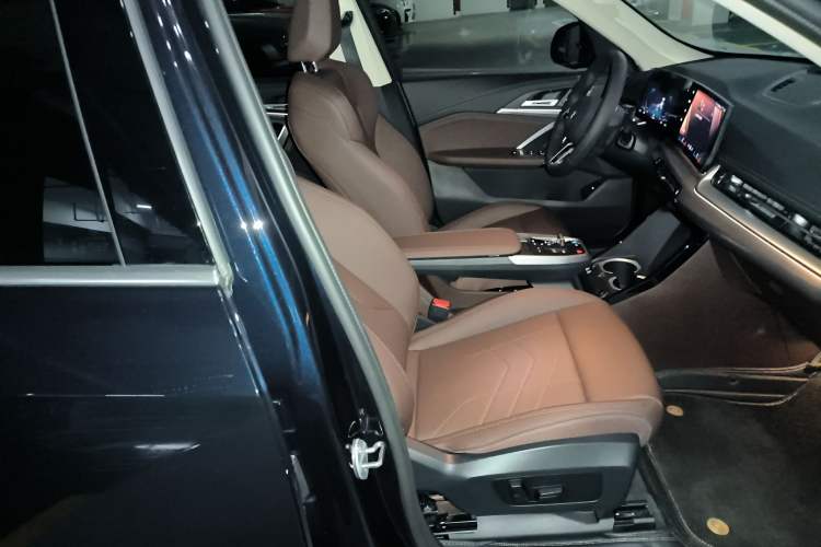 Used BMW iX1 2023 eDrive25L M Sport Package
