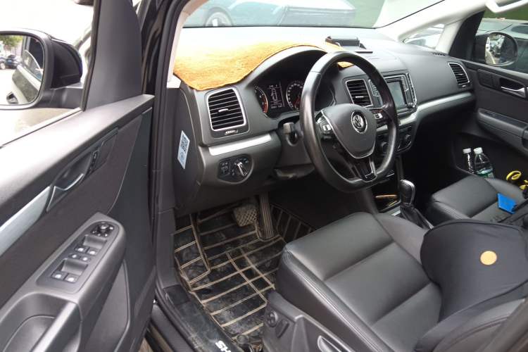 Used Volkswagen Sharan 2018 380TSI Comfort Edition 7-Seater Driver Seat