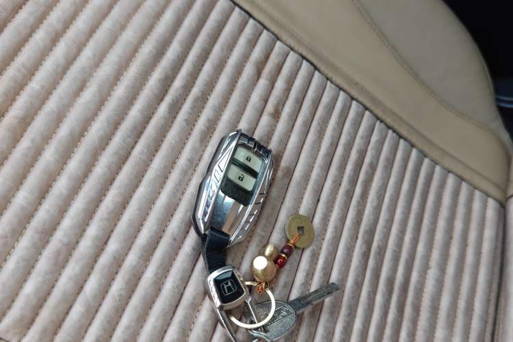 Used Honda Jade 2016 1.8L Automatic Comfort Elite Version 5 Seats
