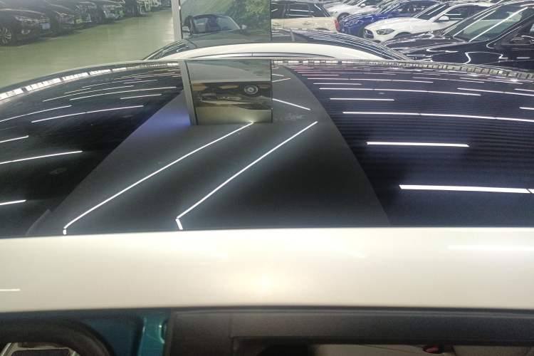 Used AION UT 2025 420 Prestige Edition Roof