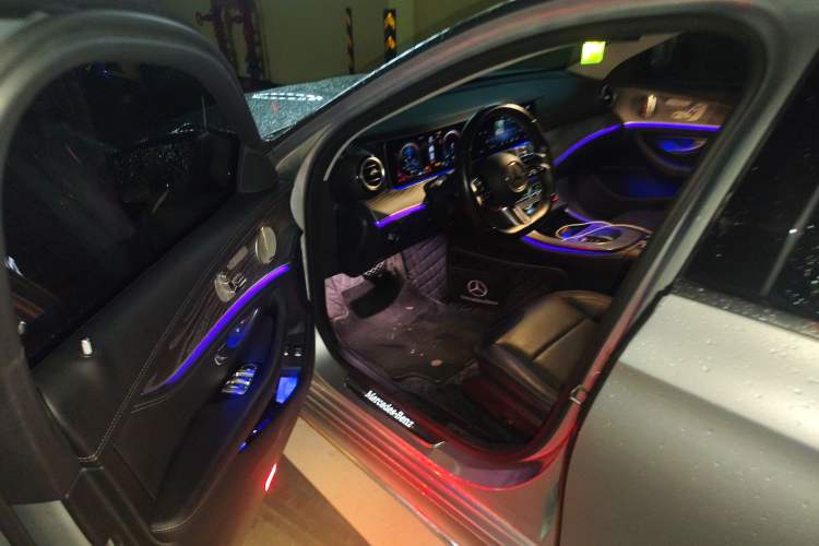 Used Mercedes-Benz E-Class New Energy 2021 E 350 e L Plug-in Hybrid Sports Sedan Driver Seat